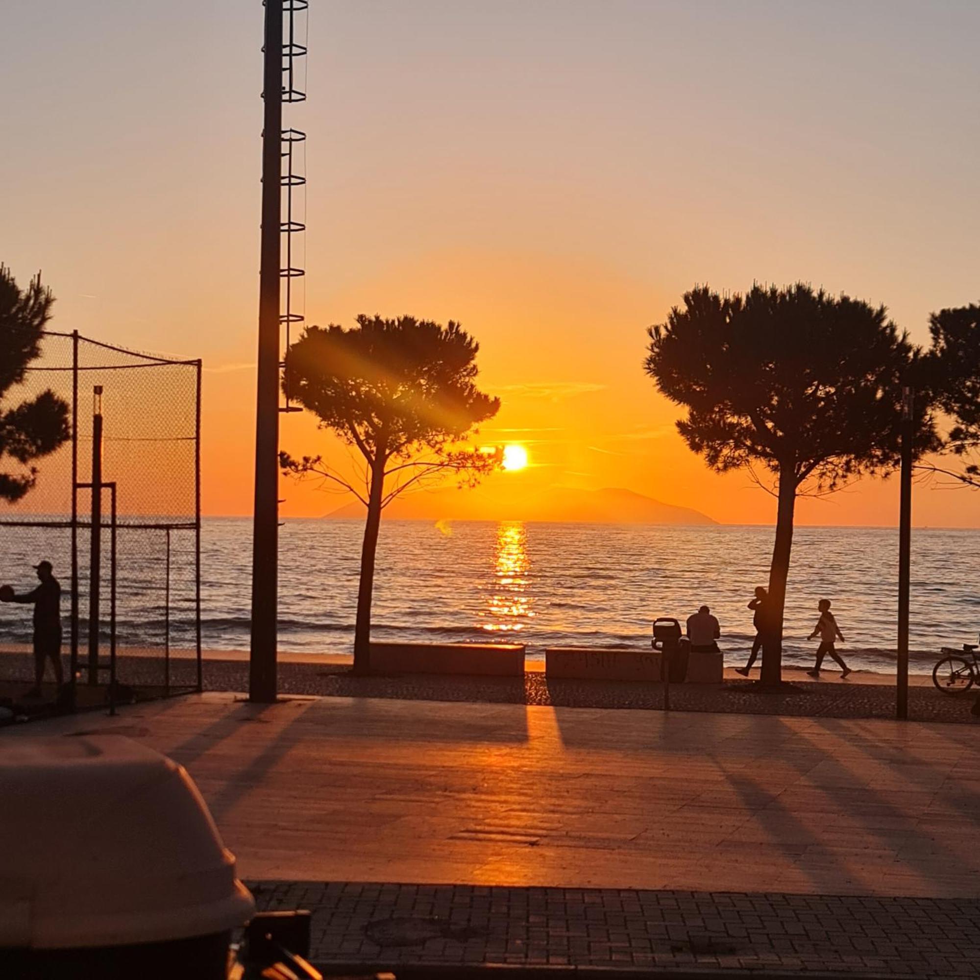 Sunset House Appartement Vlorë Buitenkant foto